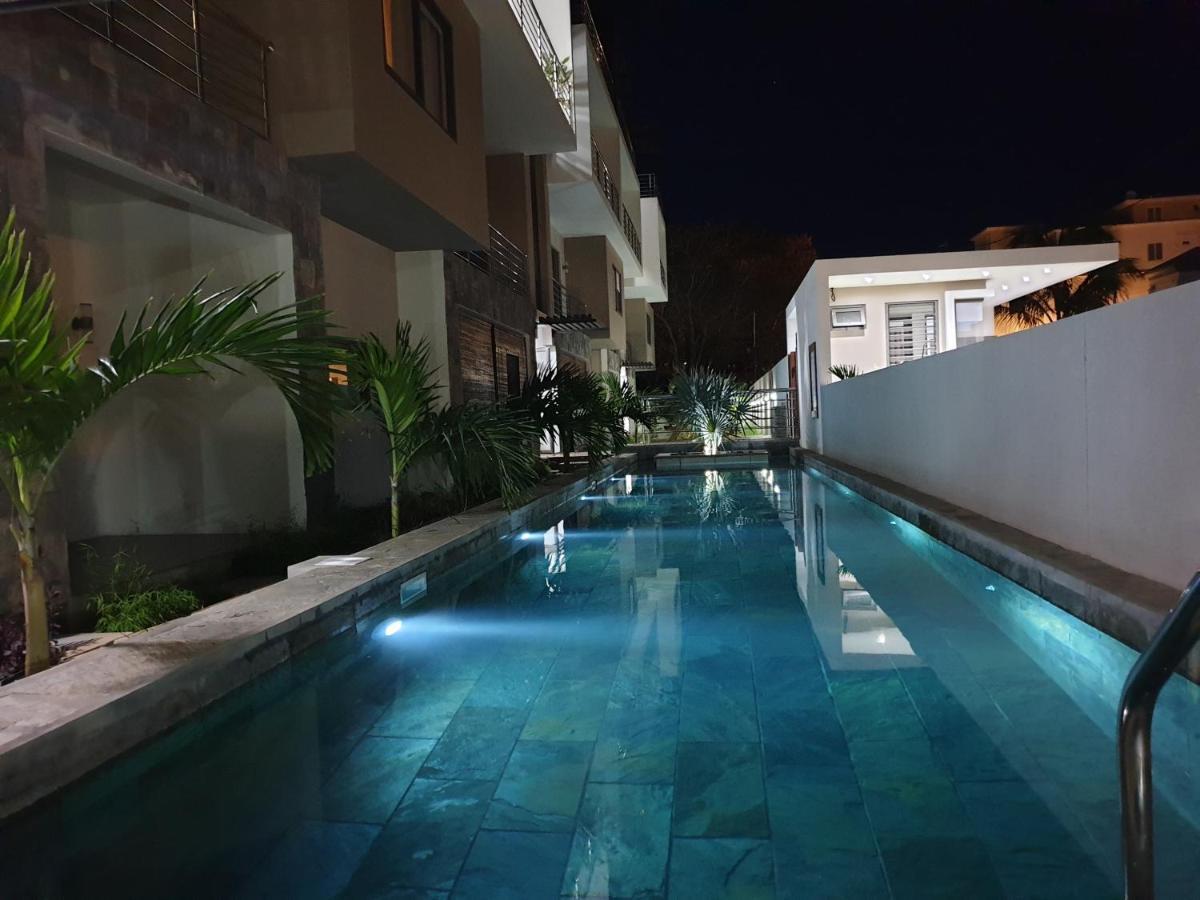 Westwood Luxury Penthouse With Private Roof Top Ref 15847 Flic-en-Flacq Kültér fotó