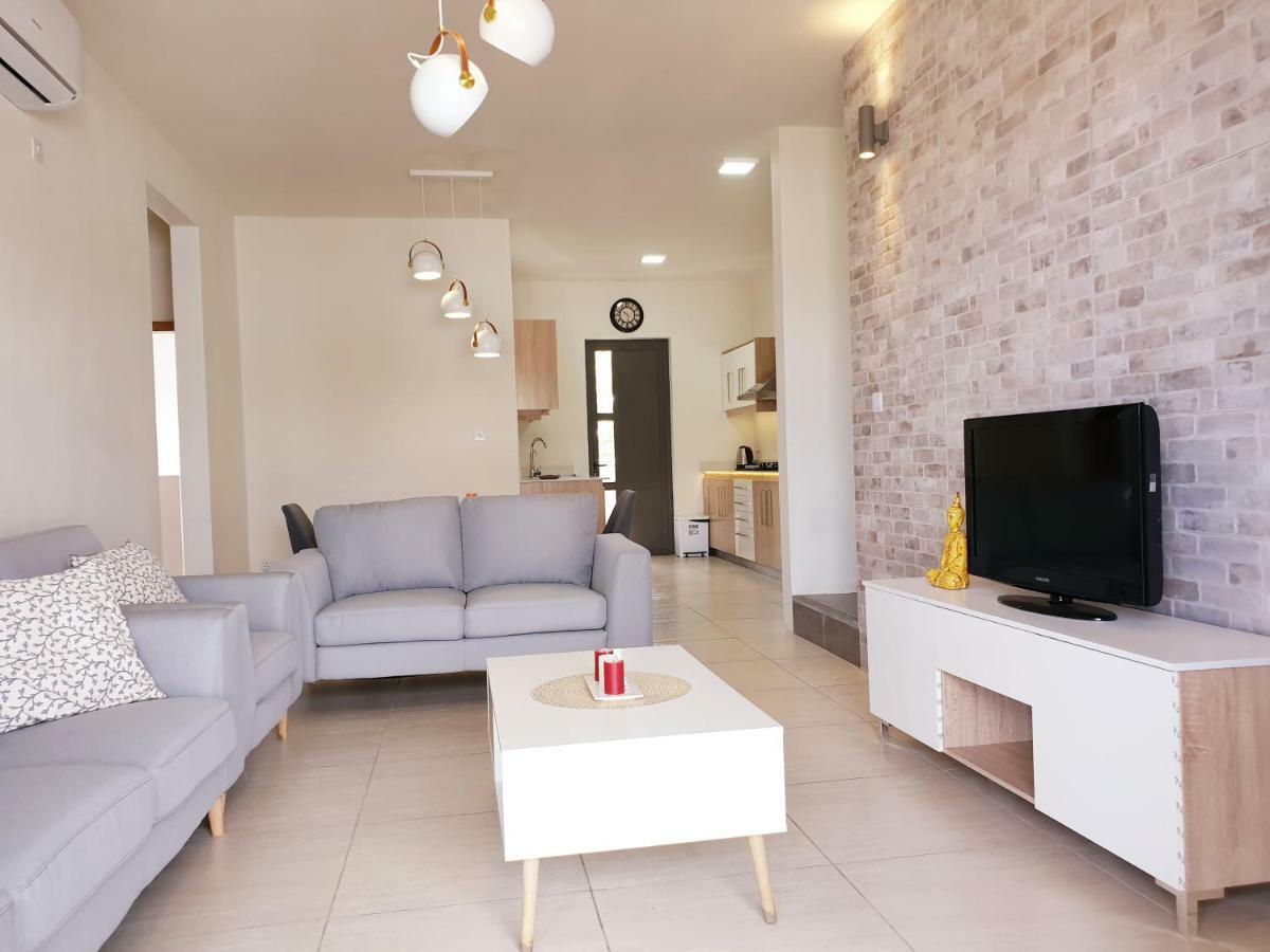 Westwood Luxury Penthouse With Private Roof Top Ref 15847 Flic-en-Flacq Kültér fotó