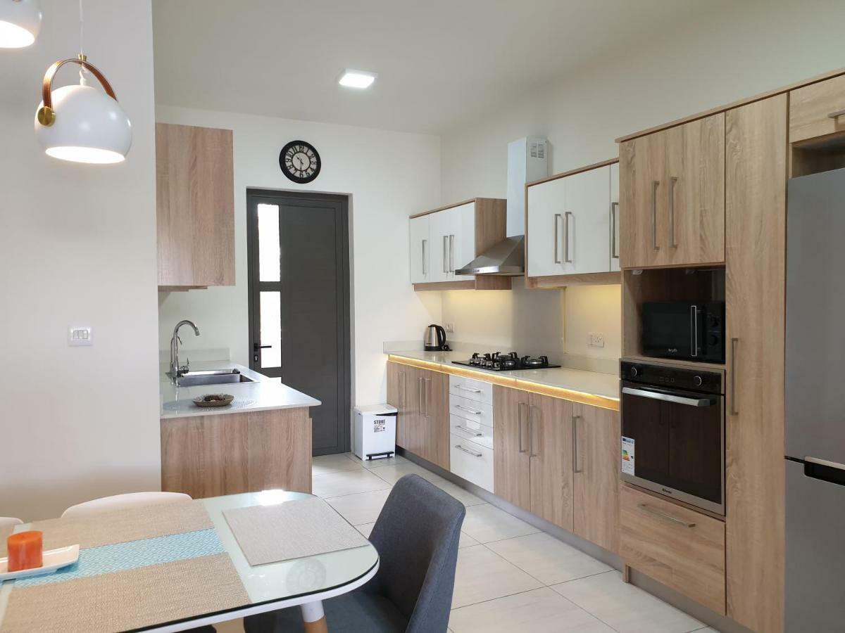Westwood Luxury Penthouse With Private Roof Top Ref 15847 Flic-en-Flacq Kültér fotó